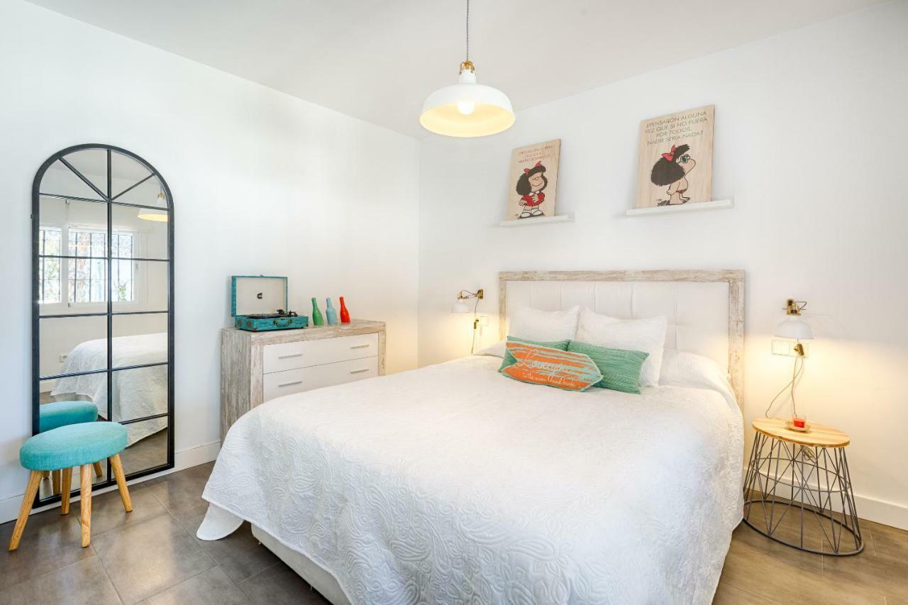 Beachside Cosy With Pool Apartamento